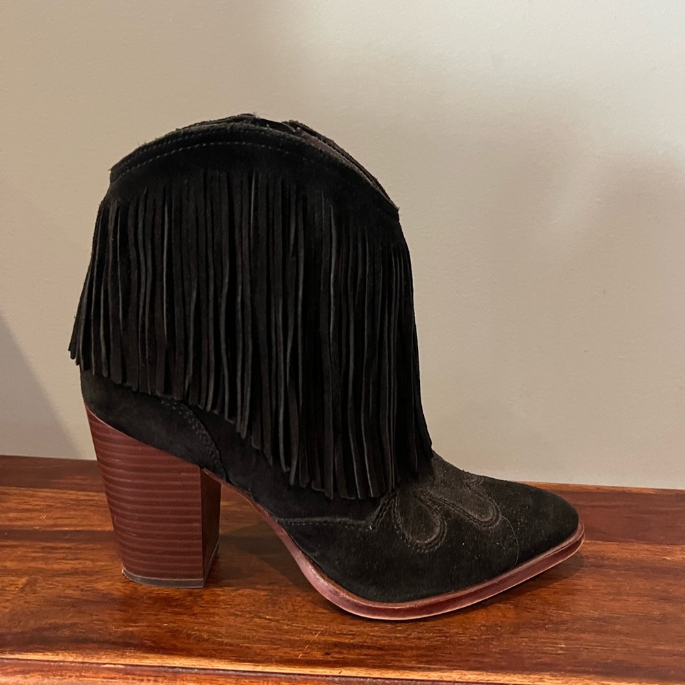 Excellent condition. SAM EDELMAN black suede western fringe, ankle boots.